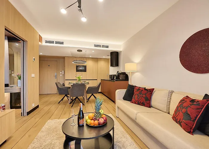 Golden Hour Apartments- Loft H 104