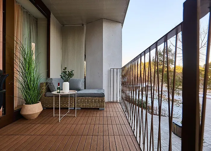 Golden Hour Apartments- Loft H 104