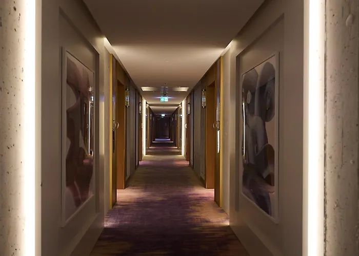 Golden Hour Apartments- Loft H 104 Apartamento